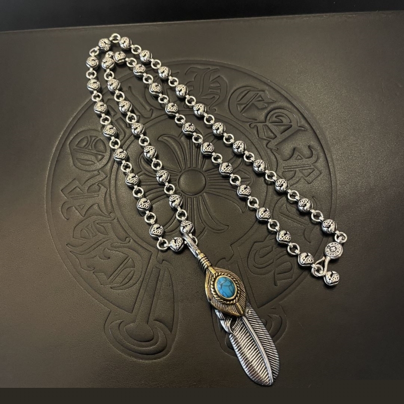 Ch**me He**ts necklaces